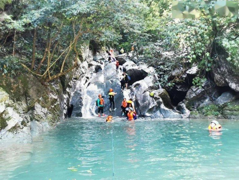 救援旅游者