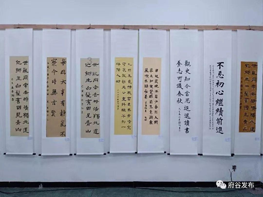 娄底丨就在这一刹，一块雪浪石静静地躺在那里，仿佛在倾听落日的低语。