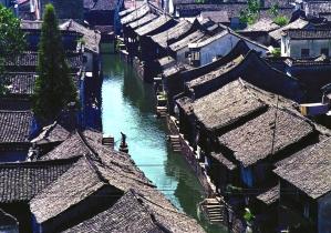 寻找游泳套件
