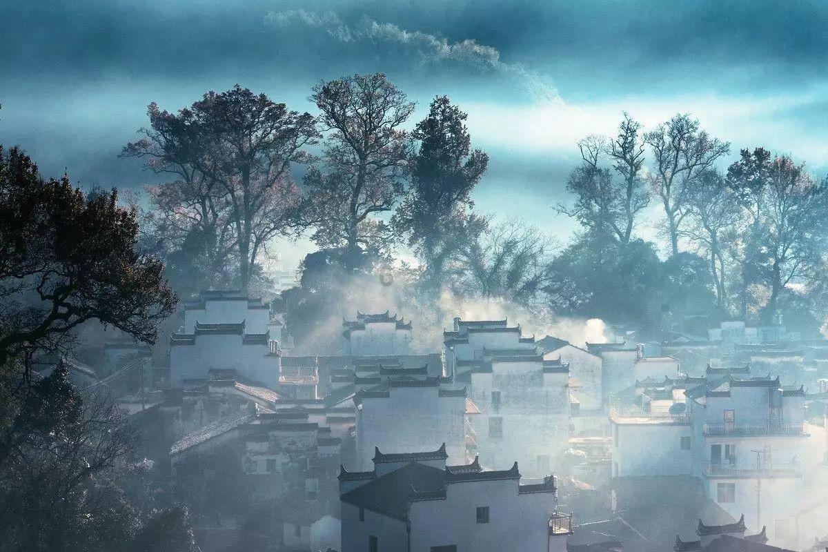 逃出郊外露营地